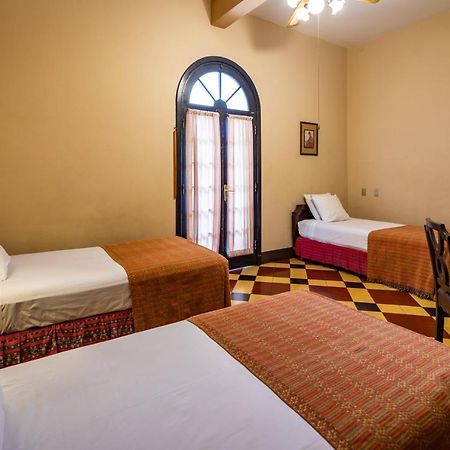 Hotel Panamerican Guatemalaváros Kültér fotó